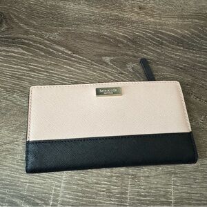 Kate Spade Blush and Black Wallet
